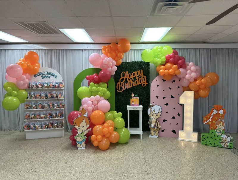 Treat Wall Stand – Risitas Party Rentals Houston
